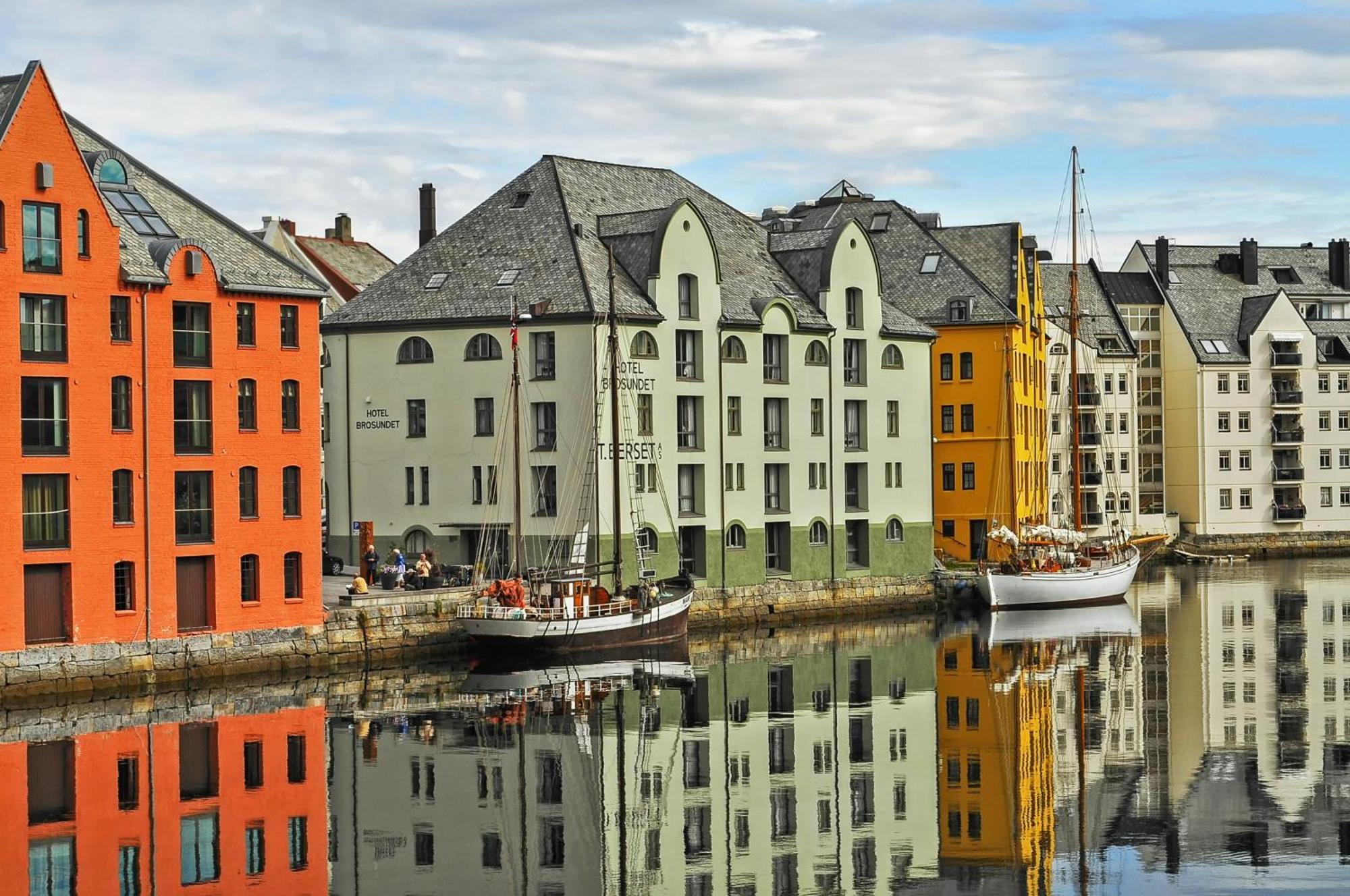 Unik Leilighet I Alesund Sentrum Exterior foto
